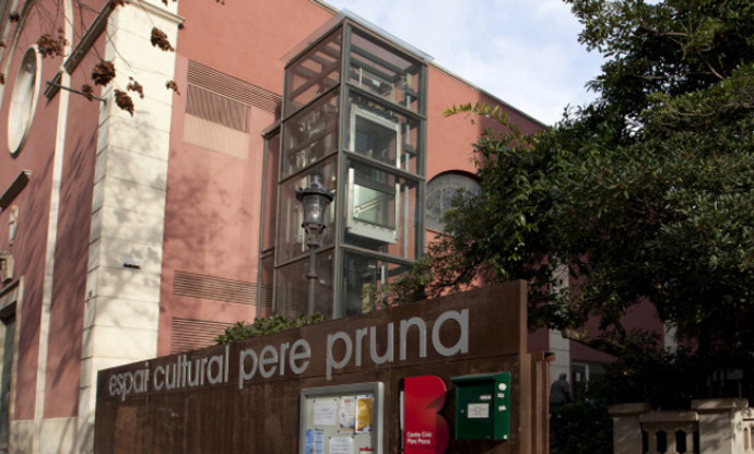 Facade of the Pere Pruna Civic Center in Barcelona