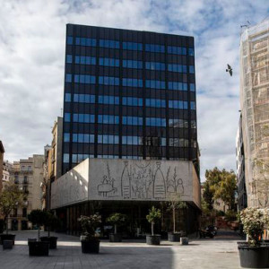 Fachada del Colegio de Arquitectos de Cataluña