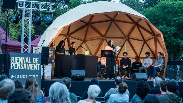 Biennal de Pensament 2024. Manifest poètic per al present. David Uclés, Míriam Hatibi, Anna Andreu, Miqui Otero, Joana Gomila & Laia Vallès, Paula Ducay i Josep Pedrals. Foto: Pep Herrero